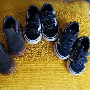 3 pairs of vans shoes size 4.5 and 5.0